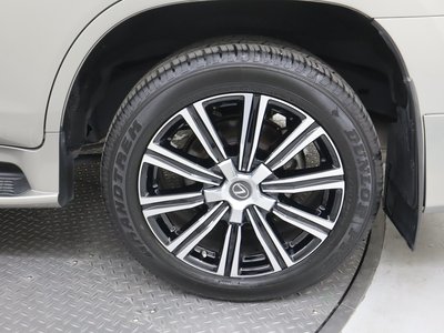 2016 Lexus LX — миниатюра 35