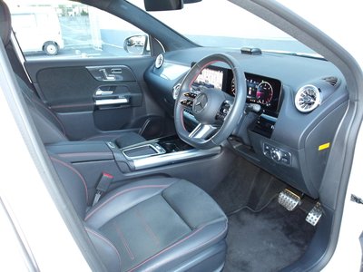 MERCEDES-BENZ GLA - 6