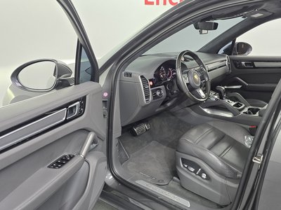 PORSCHE CAYENNE - 10