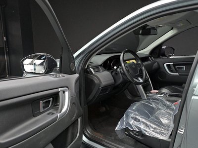 LAND ROVER DISCOVERY SPORT - 10