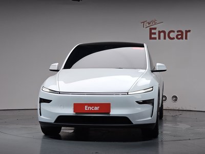 2025 Tesla MODEL Y — фото 3