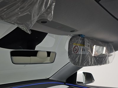 2025 Tesla MODEL Y — миниатюра 30