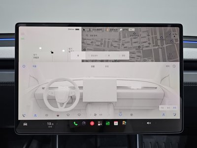 2025 Tesla MODEL Y — миниатюра 20