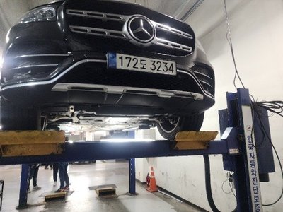 MERCEDES-BENZ GLS - 3