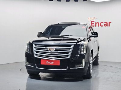 CADILLAC ESCALADE - 2