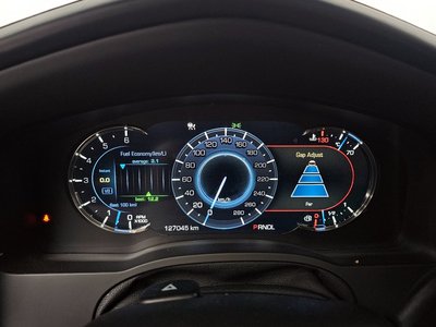 CADILLAC ESCALADE - 8