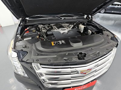 CADILLAC ESCALADE - 7