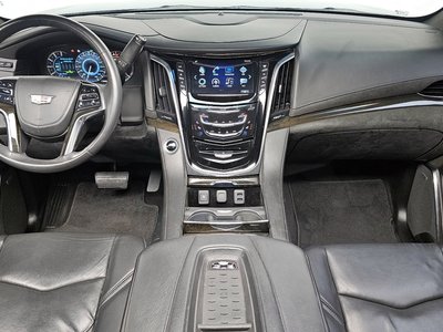 CADILLAC ESCALADE - 5