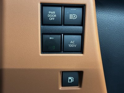 2024 Toyota VELLFIRE thumbnail 32