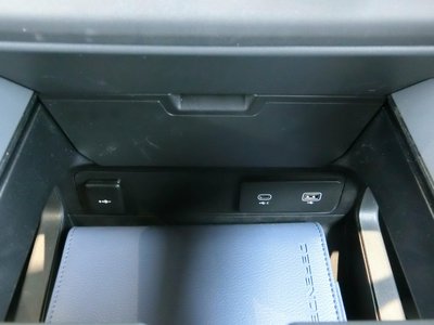 2025 LAND Rover DEFENDER 缩略图 68