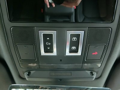 2025 LAND Rover DEFENDER 缩略图 77