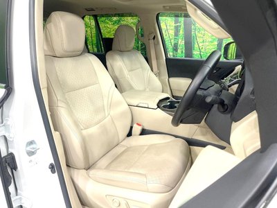 2023 Toyota LAND CRUISER 300 — миниатюра 12