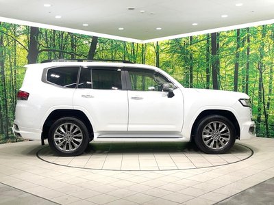2023 Toyota LAND CRUISER 300 — миниатюра 32