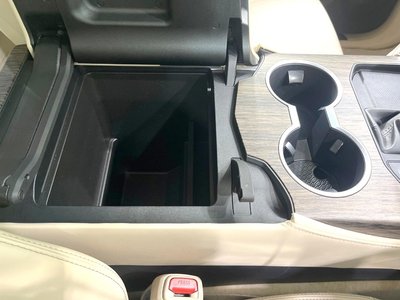 2023 Toyota LAND CRUISER 300 — миниатюра 74
