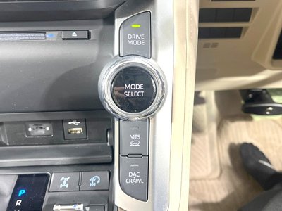 2023 Toyota LAND CRUISER 300 — миниатюра 70