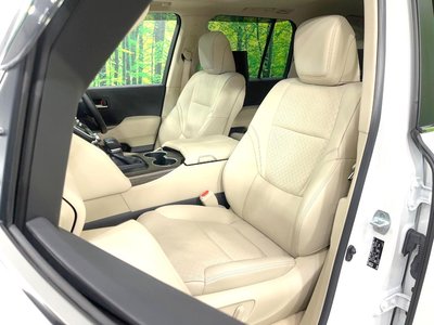 2023 Toyota LAND CRUISER 300 — миниатюра 37
