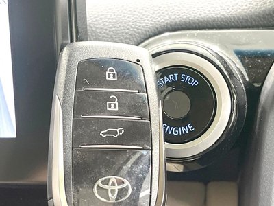 2023 Toyota LAND CRUISER 300 — миниатюра 69