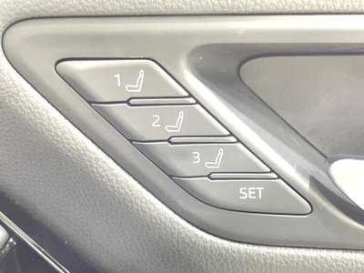 2023 Toyota LAND CRUISER 300 — миниатюра 34