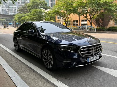 2025 Mercedes-BENZ E-CLASS photo 5