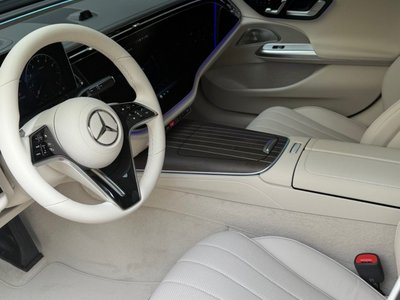 2025 Mercedes-BENZ E-CLASS photo 9