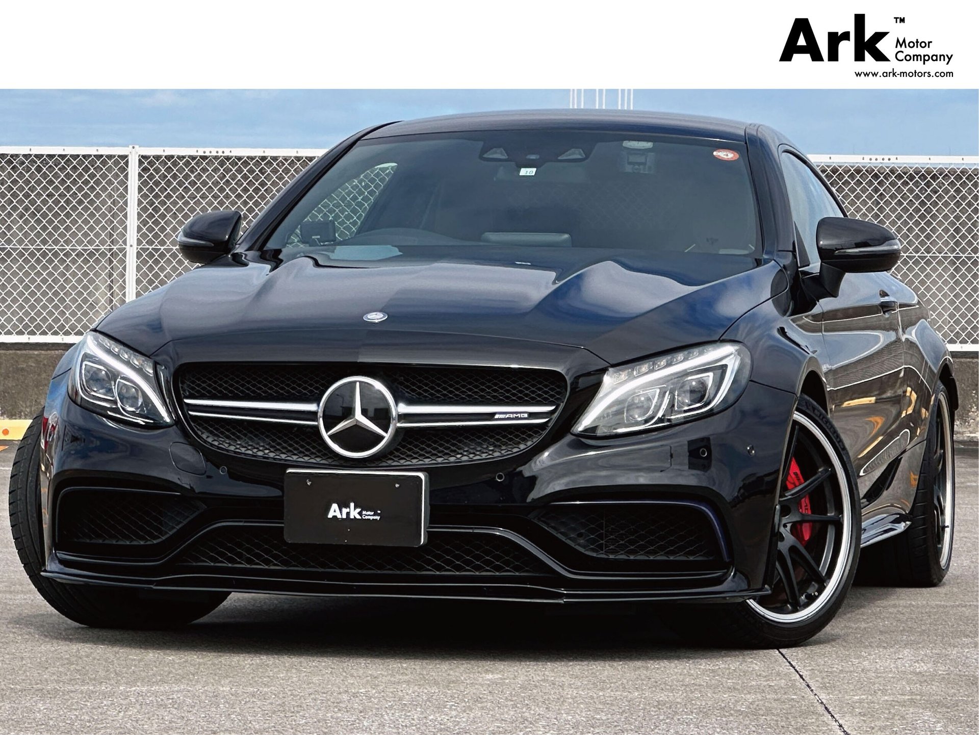 MERCEDES-BENZ C-CLASS COUPE AMG - View 1