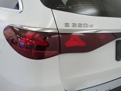 MERCEDES-BENZ E-CLASS ALL-TERRAIN - 9