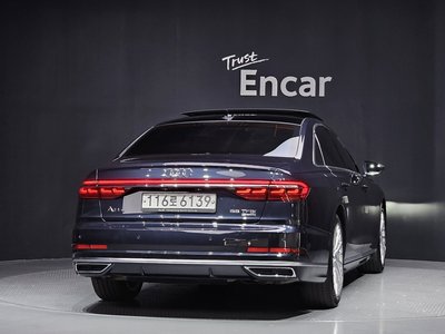 AUDI A8 - 4