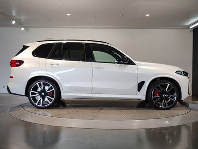 2025 BMW X5 — фото 10