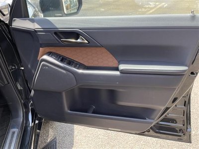 2025 Lexus GX — миниатюра 36
