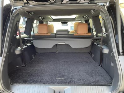 2025 Lexus GX — миниатюра 23