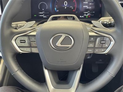 2025 Lexus GX — миниатюра 11