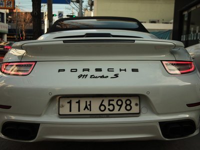 PORSCHE 911 - 3