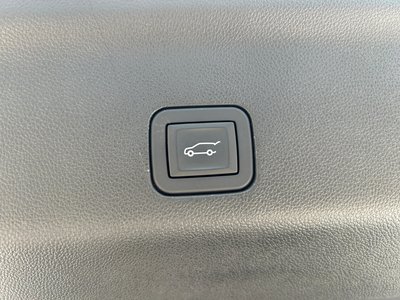 صورة مصغرة 61 لـ 2025 Cadillac ESCALADE
