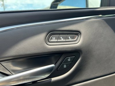 صورة مصغرة 23 لـ 2025 Cadillac ESCALADE