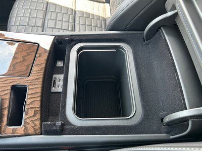 صورة مصغرة 40 لـ 2025 Cadillac ESCALADE