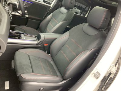 MERCEDES-BENZ GLA - 5