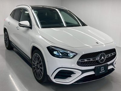 MERCEDES-BENZ GLA - 10