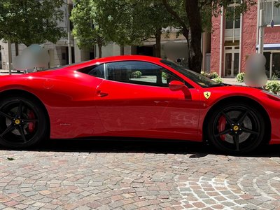 FERRARI 458 ITALIA - 3