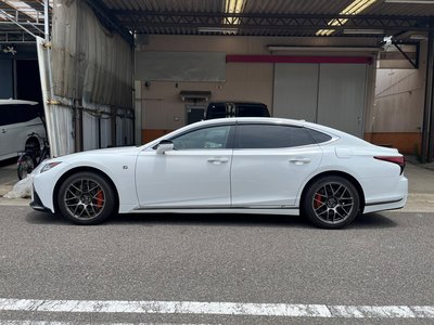 صورة 4 لـ 2021 Lexus LS