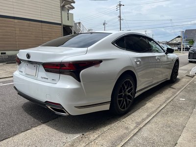 صورة 7 لـ 2021 Lexus LS