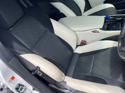 صورة مصغرة 32 لـ 2021 Lexus LS