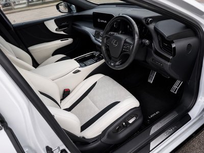 صورة مصغرة 38 لـ 2021 Lexus LS
