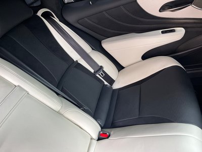 صورة مصغرة 35 لـ 2021 Lexus LS