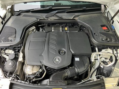 صورة 4 لـ 2021 Mercedes-BENZ E-CLASS