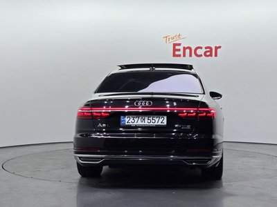 AUDI A8 - 4