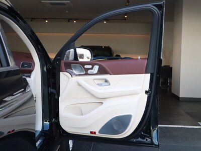MERCEDES-BENZ GLS MAYBACH 2023 thumbnail 67