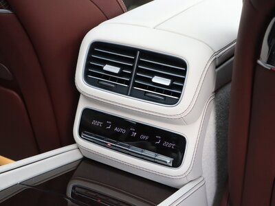 MERCEDES-BENZ GLS MAYBACH 2023 thumbnail 50
