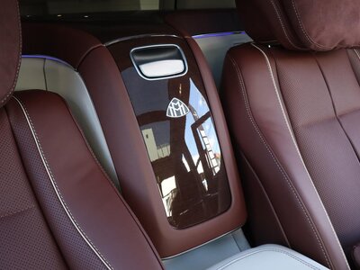 MERCEDES-BENZ GLS MAYBACH 2023 thumbnail 54