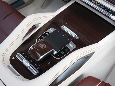 MERCEDES-BENZ GLS MAYBACH 2023 thumbnail 46