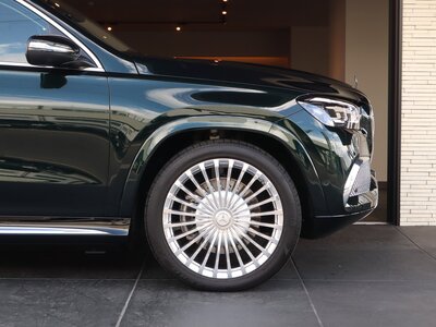MERCEDES-BENZ GLS MAYBACH 2023 thumbnail 9